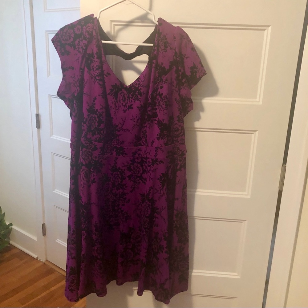 Adorable flocked dress with keyhole back